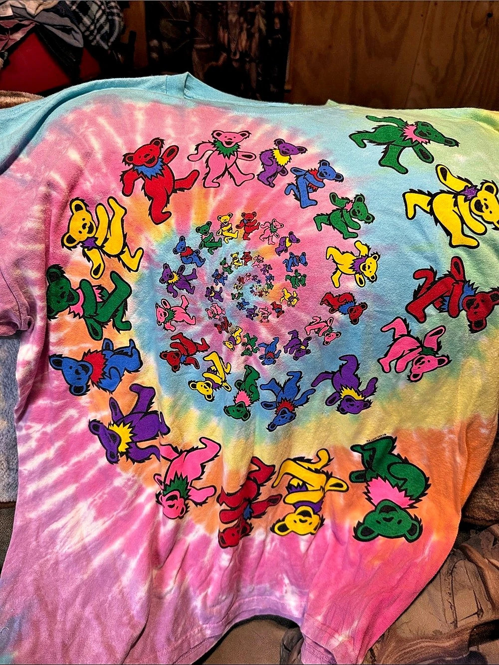 Liquid Blue Grateful Dead Spiral Bears Tie-Dye T-Shirt Sweatshirt XL